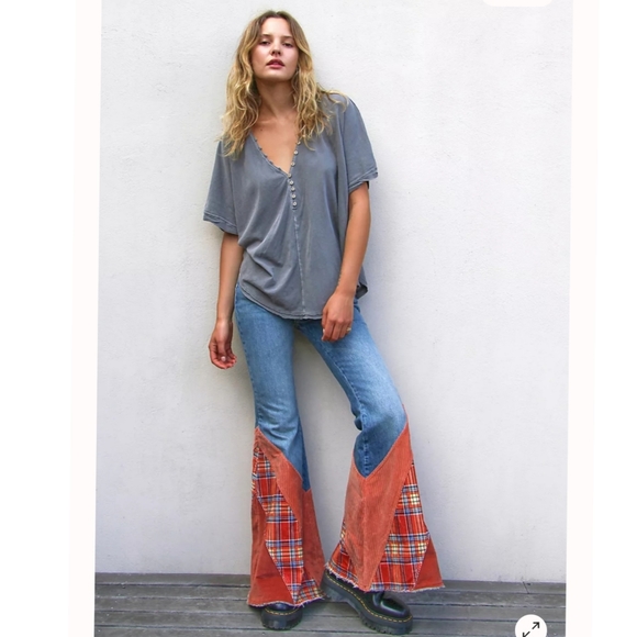 Free People Flashback Flare Jeans NWT Hard to Find Bell Bottoms Hippie 90s Y2K - Picture 3 of 6